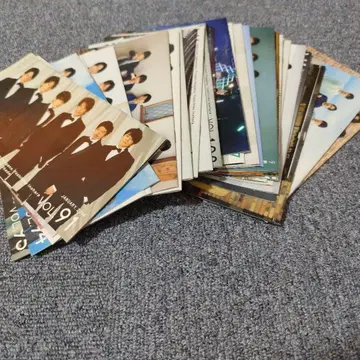 V6 뉴스레터와 J-Friends Magazine 세트