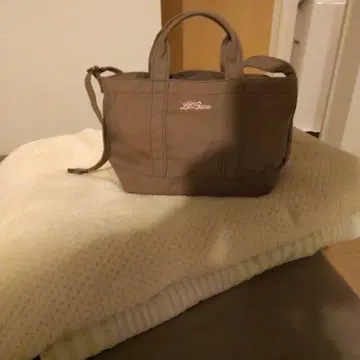 LL 비 숄더백
