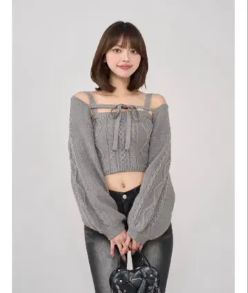 Darich 케이블 숏 니트 앙상블 그레이