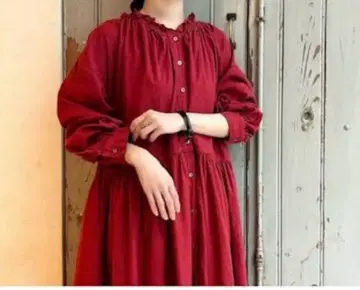 새상품 nest Robe UpcycleLino 기모 프릴 넥 원피스