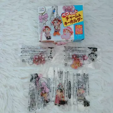 후지야 페코짱 참&키링 5개 세트 레트로 페코짱