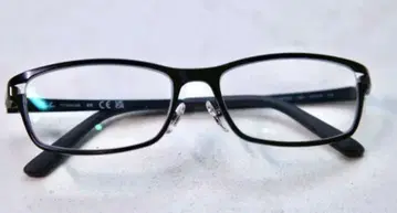 새상품 레이밴 RB 8727D 블랙 티타늄 프레임 안경 정가 33440엔