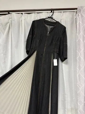 새상품 미사용 (가격 인하 가능) CPCM 데님 원피스 사이즈 F