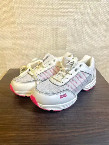 narzio 화이트/핑크 스니커즈