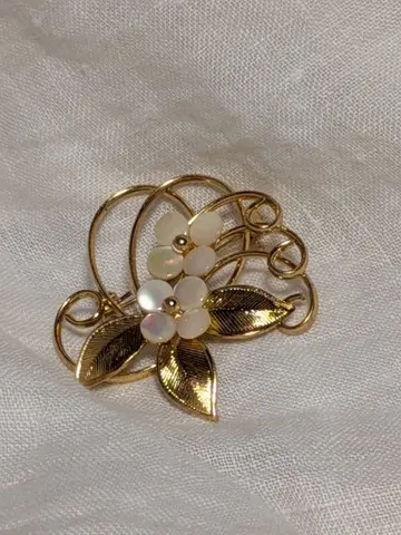 빈티지 골드 브로치
