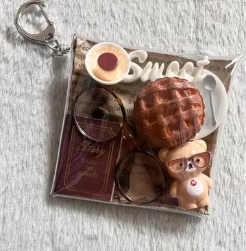 가챠 파우치 [ 안경 곰돌이 애플파이 독서 ]