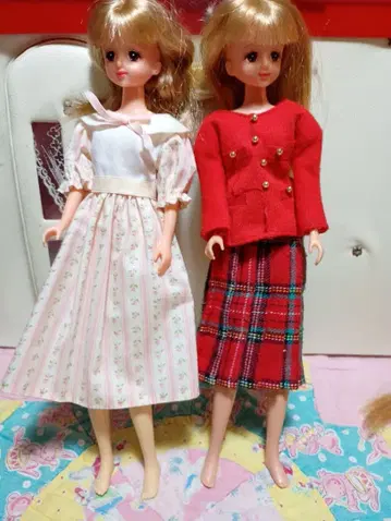 의상 포함 제니 2체 세트 구 타카라