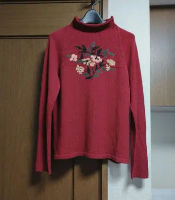 새상품급 센소유니코 i+mu 이뮤 캐시미어 혼방 스웨터