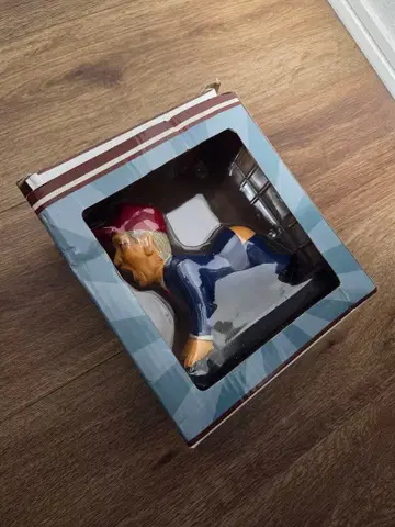 도날드 카드놀이 펜꽂이 외부 박스 상태 나쁨