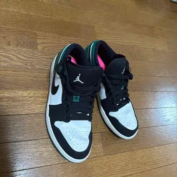 조던 스니커즈 화이트/블랙/그린