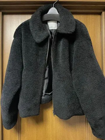 [ 거의 미사용 새상품 ] BEARDSLEY 보아 블루종