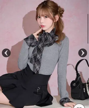 michellMacaron 체크 보타이 니트탑