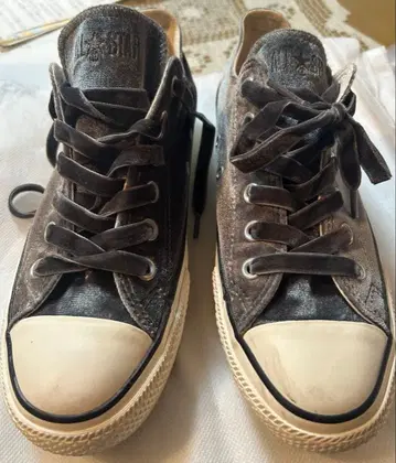 컨버스 스니커즈