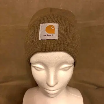 Carhartt 베이지 니트 모자