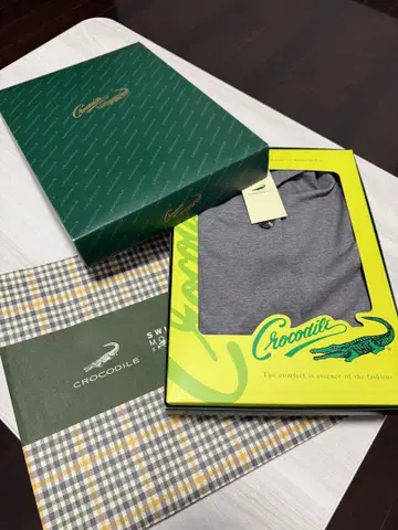 [ 가격 인하 가능 ] Size 3L CROCODILE 그레이 후드 부착