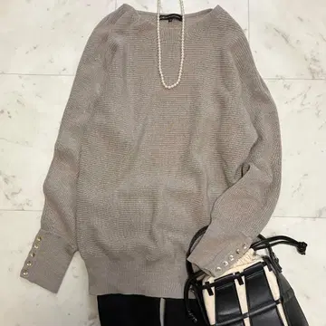 새상품급 23구 울 보트넥 니트 골드 버튼 라이트 브라운 38