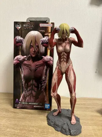 진격의 거인 제일복권 A상 여자형 거인 피규어