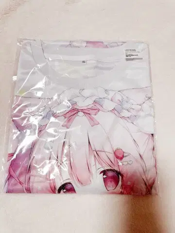 복숭아콩 코마모치 티셔츠