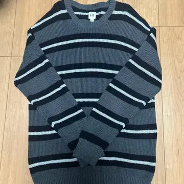 GAP M 사이즈 리브 스트라이프 스웨터