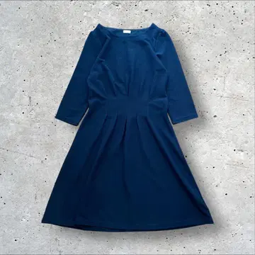 센슈카이 턱 디자인 미디 기장 원피스 반팔 네이비