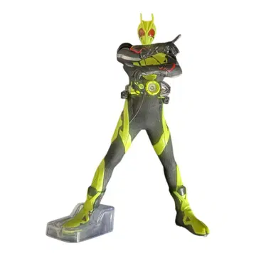 가면라이더 제로원 피규어 블랙과 형광 그린