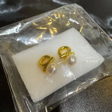 새상품 mal. 귀걸이 담수 펄 골드 귀걸이
