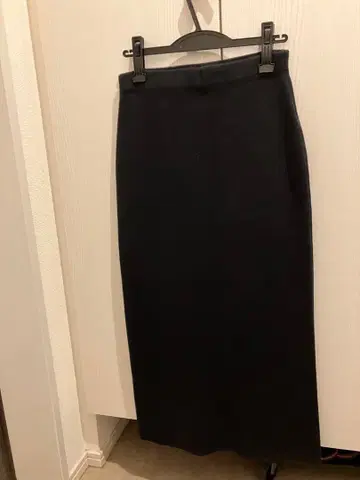 블랙 스트레이트 스커트 롱 스커트