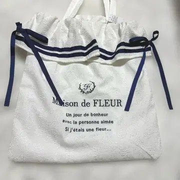 Maison de FLEUR 화이트 라인 리본 자카드 토트백