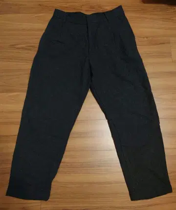 UNIQLO+J 울 블렌드 턱 팬츠