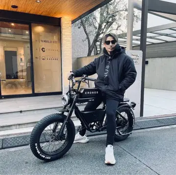 CRONOS 다운 자켓 L 마사토 착용 완판템 아우터