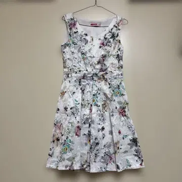 JOYMISS 꽃무늬 슬리브리스 원피스 38 armoire