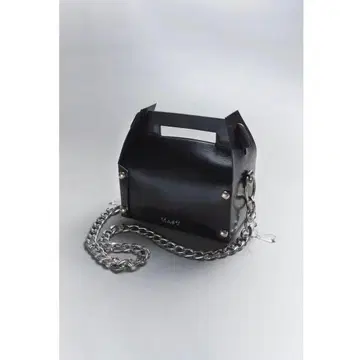 MASU LEATHER CAKE MINI BAG 케이크 백 블랙