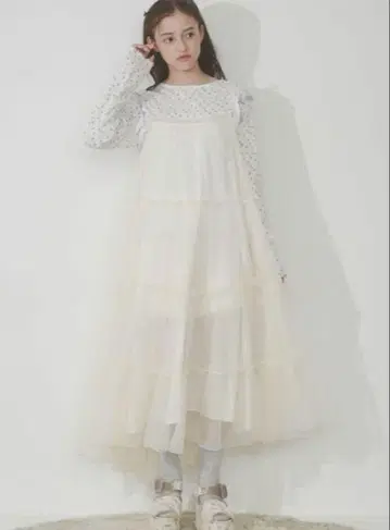 메리제니 튤 티어드 원피스 아이보리