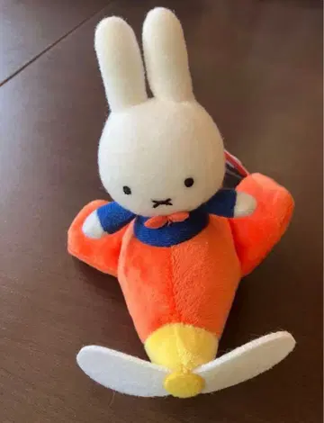 하우스텐보스 나인체 비행기 미피 마스코트 키체인 비행기