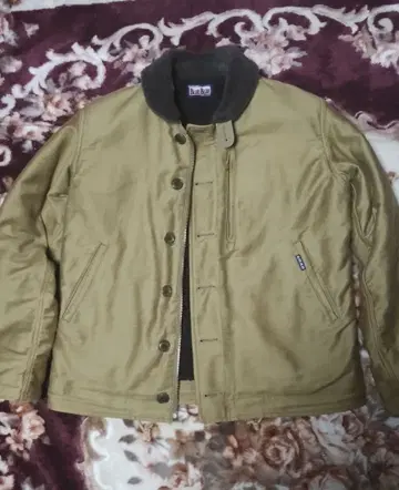 할리우드 런치 마켓 BLUE BLUE n-1 덱 자켓