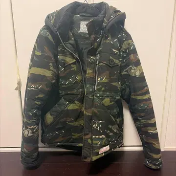 DUPPIES 다운 자켓