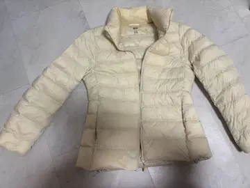 유니클로/울트라 라이트 다운/화이트/XS