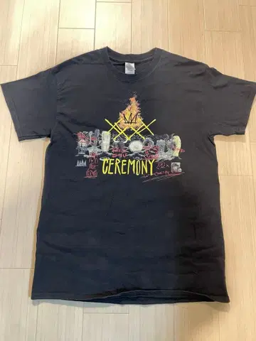 CEREMONY 그래픽 T셔츠 블랙