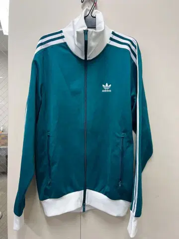 아디다스 틸 저지 M 사이즈