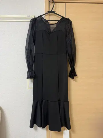 한국 브랜드 White tea 경사 드레스