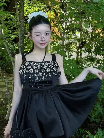 [ Darich ] 새상품급 주얼리 플레어 튜닉