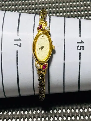 세이코 골드 손목시계 (쿼츠)