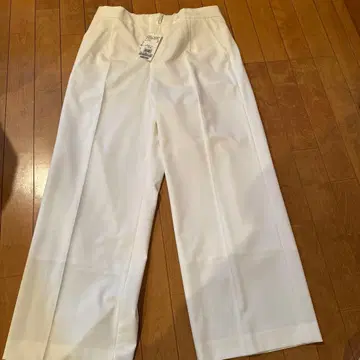 [ 미사용 새상품 ] 언타이틀 바지 사이즈 42