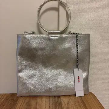 THACKER NEWYORK 타커 핸드백 실버 파티백