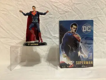 FondJoy DC 슈퍼맨 1/9 스케일 피규어