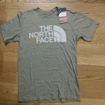 THE NORTH FACE 로고 티셔츠 올리브