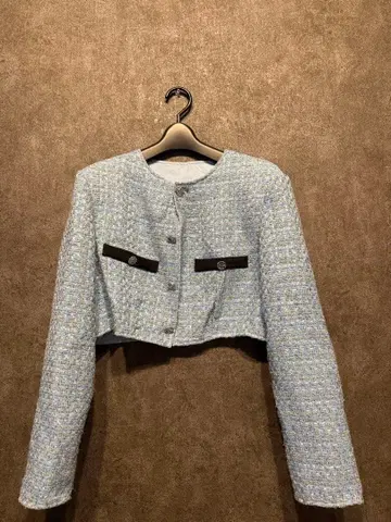 스카이블루 노카라 크롭 자켓