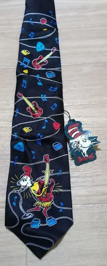 Dr.Seuss 닥터 수스 캣 인 더 햇 넥타이 음악 모델