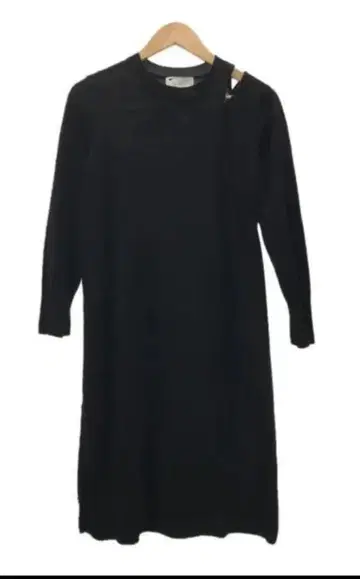 STUDIOUS 트위스트얀 숄더슬릿 원피스