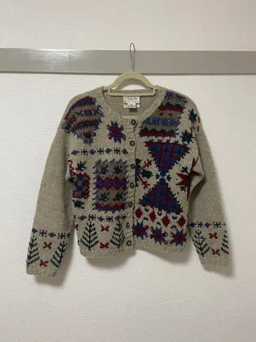 빈티지풍 올 패턴 가디건 니트 여성 빈티지